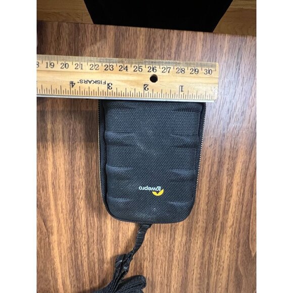 Lowepro Formshell Protection Cushioned Foam Camera Black Full Zip Shoulder Strap - Picture 9 of 10